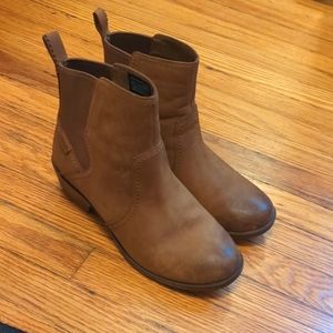 Teva Anaya Boot